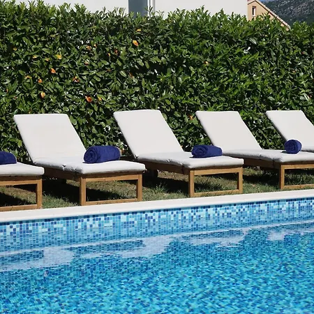빌라 Luxury Tina With Private Heated Pool Kaštela
